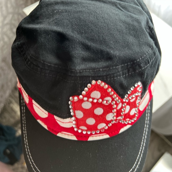 Disney Parks Minnie mouse hat - Picture 3 of 9